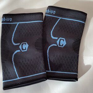 Cambivo 2 Knee Brace Support Compression Sleeves for Running Sports Activewear
